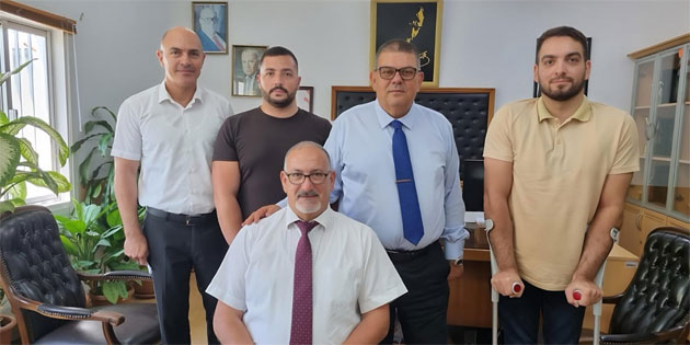 Maliye Bakan� Berova, K�br�s T�rk Ortopedik �z�rl�ler Derne�i Ba�kan� G�nay Kibrit'i kabul etti