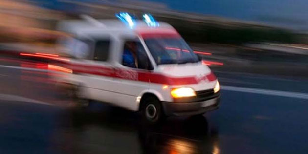 Girne - Alsancak �evre yolunda kaza...Motosiklet s�r�c�s� a��r yaral�...