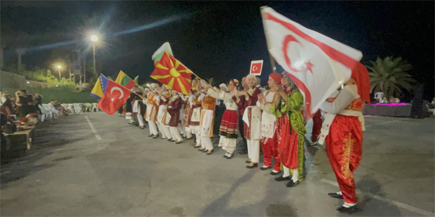12. Uluslararas Halk Danslar Festivali dzenlendi
