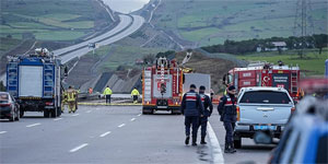 Bal�kesir'de F-16 u�a��n�n kaza k�r�ma u�ramas� sonucu pilot �ehit oldu