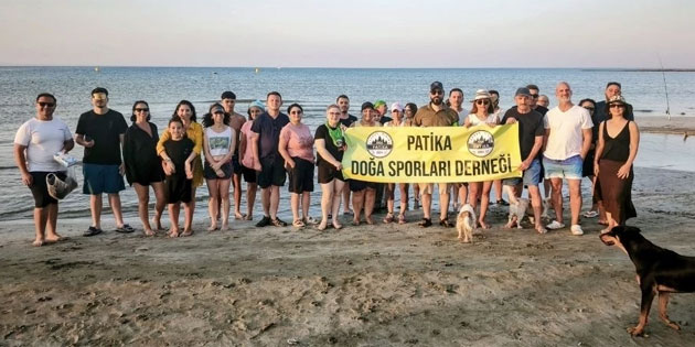 “Do�aya Dokun, �z B�rakma” etkinli�inde sahil temizli�i yap�ld�