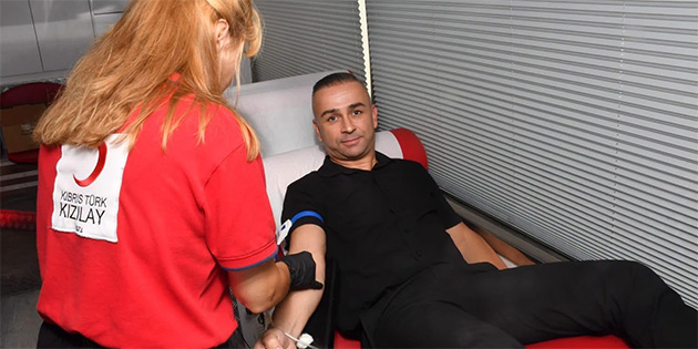 �tfaiye ve polis mensuplar� kan ba���� yapt�