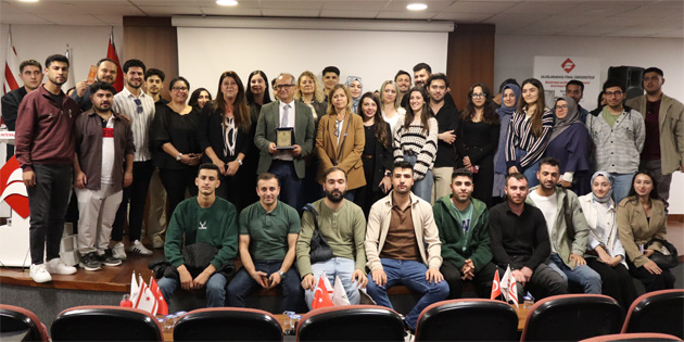 “zel Eitim retmeni Olmak” temal seminer dzenlendi