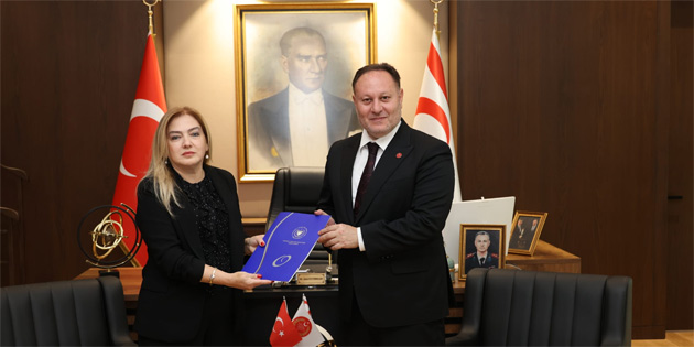 Ombudsman Varol, 40. D�nem Raporu’nu Meclis Ba�kan� �zt�rkler’e sundu