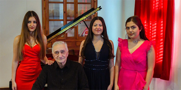 Kasimov ve ��rencileri 4 May�s’ta Bellapais’te sahne alacak