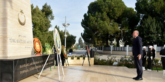 �ehitler Lefko�a’da t�renlerle an�ld�