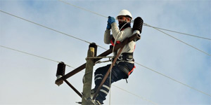 �� arac� orta gerilim elektrik hatlar�na �arpt�