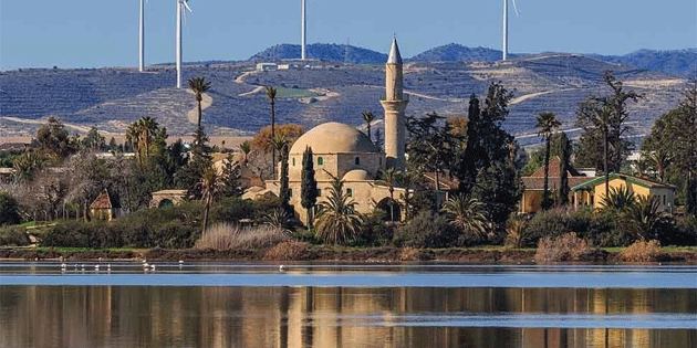 Hala Sultan Tekkesi yak�nlar�nda Ge� Tun� �a��’na ait iki mezar bulundu