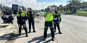 Trafik denetimlerinde 56 ara� trafikten men edildi, iki s�r�c� tutukland�
