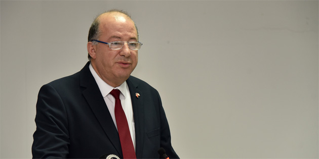 Din�y�rek: “Nalbanto�lu Devlet Hastanesi’nde ilk kez akci�er kanseri ameliyatlar� robotik cerrahi y�ntemiyle yap�ld�”