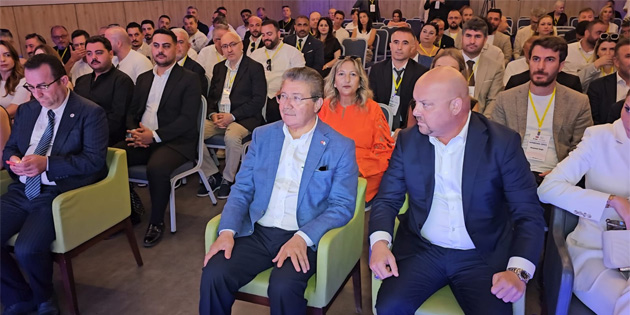 Gayrimenkul Zirvesi ba�lad�