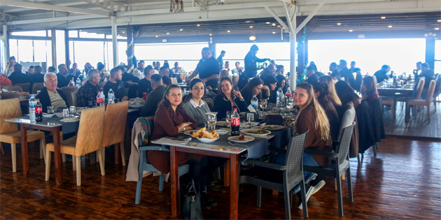 �skele Belediyesi personeli yeni y�l yeme�inde bir araya geldi