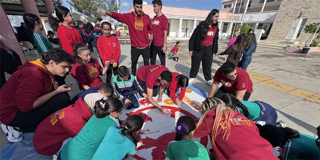 DA� ��renci kul�plerinden ilkokul ��rencilerine y�nelik 'Okul D��arda G�n�' etkinli�i