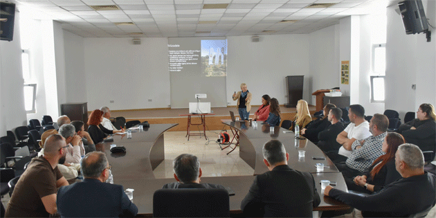 Babutsa Ko�nili ile M�cadele E�itimi Semineri d�zenlendi