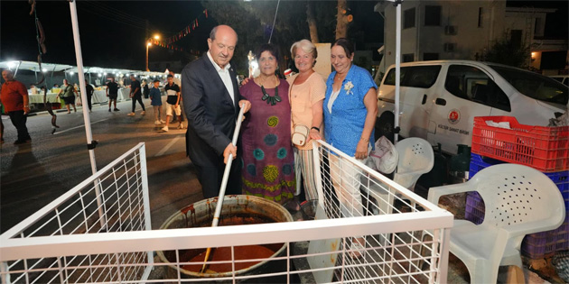Tatar Ozanky Pekmez Festivali'ni ziyaret etti