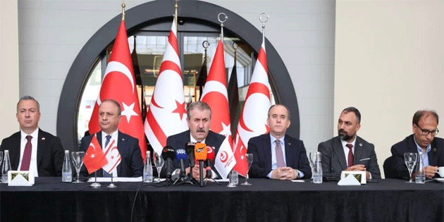 Destici: Kbrs’ta iki devletli zm en geerli zmdr