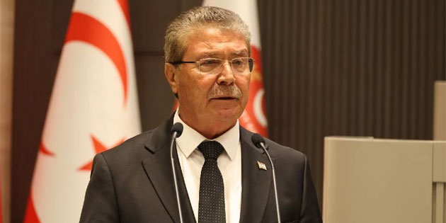 �stel: K�br�s T�rk halk� tehditlerle, silahlanmayla ve tarihi �arp�tan s�ylemlerle haklar�ndan vazge�irilemez
