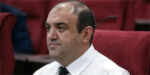 Yeni bor�lanmaya Bar��n’dan tepki: Hem hesab�n� soraca��z hem borcu kapataca��z