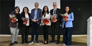 Halk�n Partisi '�iddetsiz Bir Gelecek ��in E�itlik, Hak ve M�cadele” ba�l�kl� panel d�zenledi<