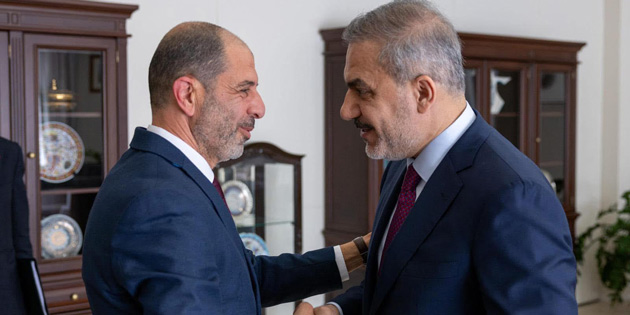 �ZERSAY F�DAN’IN DAVETL�S� OLARAK D�PLOMAS� FORUMU’NA G�D�YOR 