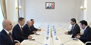 Sava�an, Azerbaycan Milli Meclisi’nde Musa Guliyev ile g�r��t�