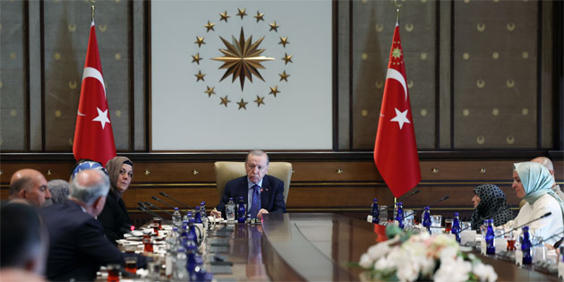 Erdo�an: 'Milletimizin de�erlerinden, �ehit yak�n� ve gazilerimizin hassasiyetlerinden asla taviz s�z konusu de�ildir”