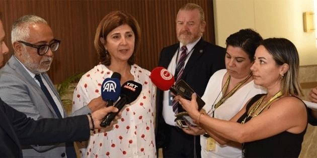 Cumhurbakan Tatar ile gren BM Temsilcisi Holgun, grmelerin yeniden balamasn umuyor