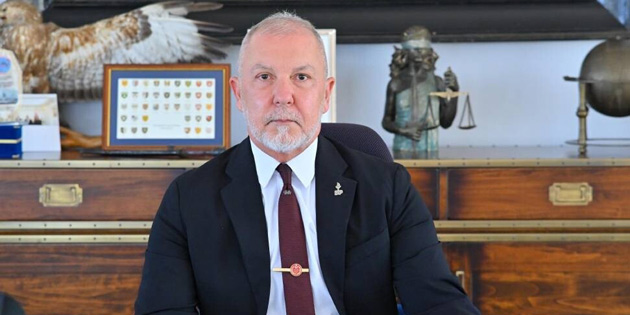 SERHAT AKPINAR 'BR MLLET  DEVLET' MESAJI VERD! 
