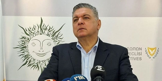 E�ine �iddet uygulad��� iddia edilen Rum Milletvekili Sikas dokunulmazl���ndan feragat etti