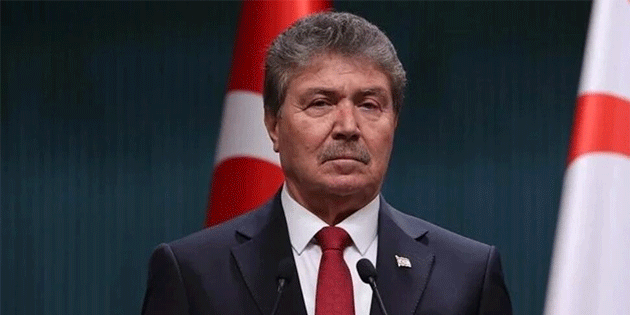 �nal �stel: K�br�s’ta ��z�m e�it iki egemen devletten ge�er