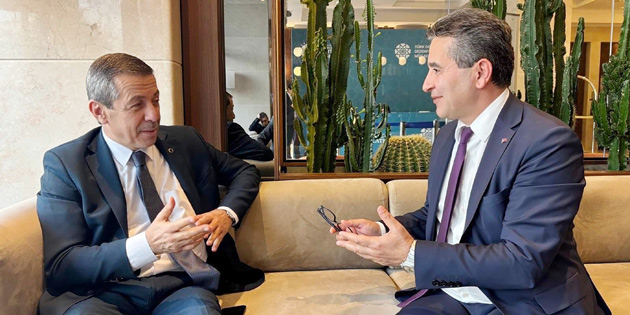 KIBRIS’TA ‘YEN� D�NEM’ D�YENLER HAYAL G�R�YOR 