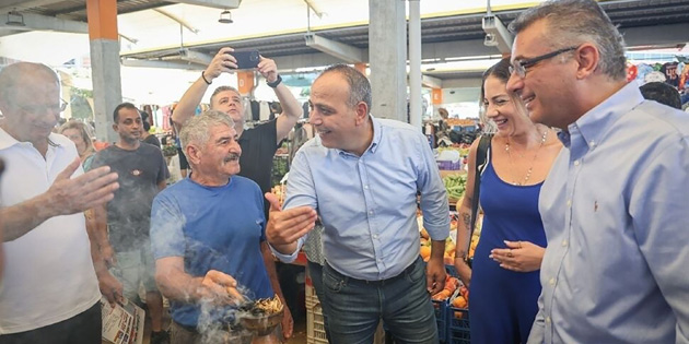 ERHRMAN LEFKOA’DAK AIK PAZAR’I HALKA BULUTU 