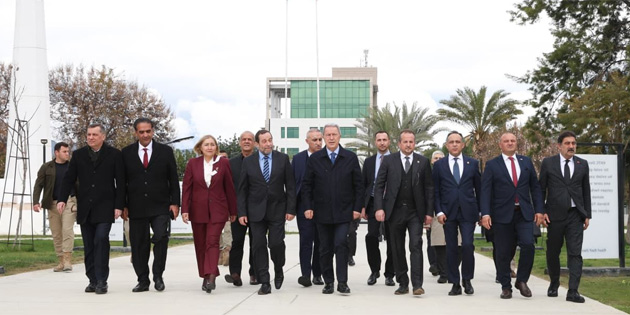 Hulusi Akar, KKTC'de temaslarda bulundu