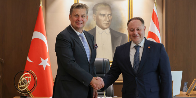 �zt�rkler, Almanya Federal Meclisi AfD Milletvekili Maximilian Krah’� kabul etti