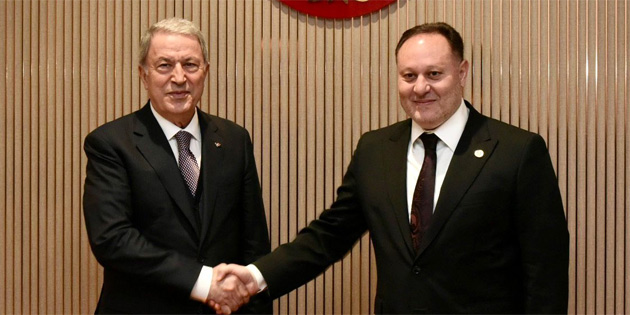 U�AKLAR VE SAVUNMA UNSURLARI YERLER�N� ALDI 