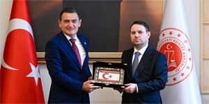 O�uz, Ankara’da temaslarda bulunuyor<