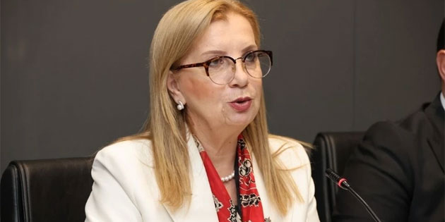 Resmiye Ero�lu Canaltay, milletvekili adayl���ndan �ekildi