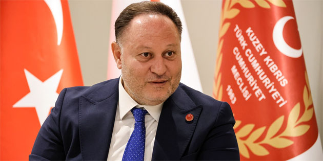 �zt�rkler: “BM K�br�s T�rk halk�na kar�� tarafs�zl���n� kan�tlamal�, izolasyonlar�n kald�r�lmas� i�in somut ad�m atmal�”