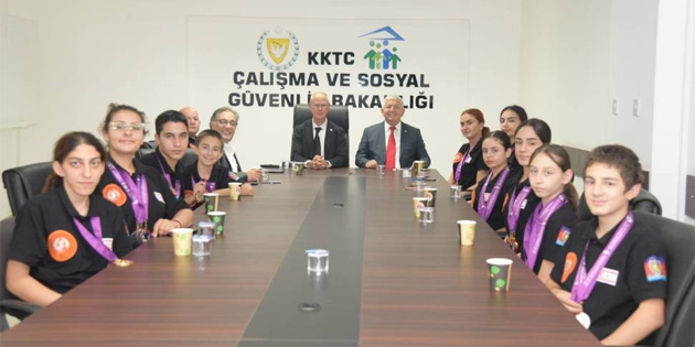BU AMPYONLUK BR EMSAL! 
