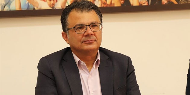 “Toplum belirsizlik alt�nda eziliyor”