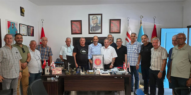 Halk�n Partisi, Emekli Astsubaylar Derne�i’ni ziyaret etti