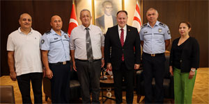�zt�rkler, K�br�s T�rk Polis Mensuplar� Derne�i heyetini kabul etti