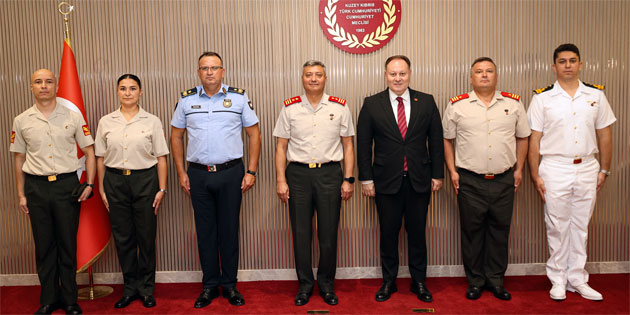 �zt�rkler, G�venlik Kuvvetleri Komutan� T�mgeneral G�rg�l� ve beraberindeki heyeti kabul etti