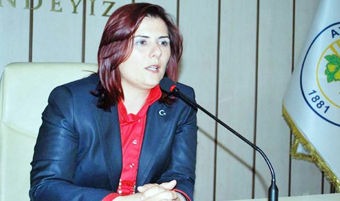 2 LDE KADIN ADAY KAZANDI 