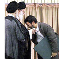 Ahmedinejad, 'Hamaney ile baba-o�ul gibiyiz’