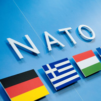 NATO, Rusya'dan 'askerlerini ekmesini' istedi 