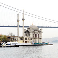 450 gn sonra bambaka bir Ortaky Cami