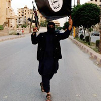 �spanya'da 20 bin I��D ve El Nusra �niformas� ele ge�irildi 