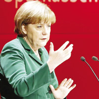 Merkel NSU kurbanlarn yaknlarn arlayacak 