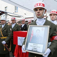 �ehit �ste�men �ift�i topra�a verildi 